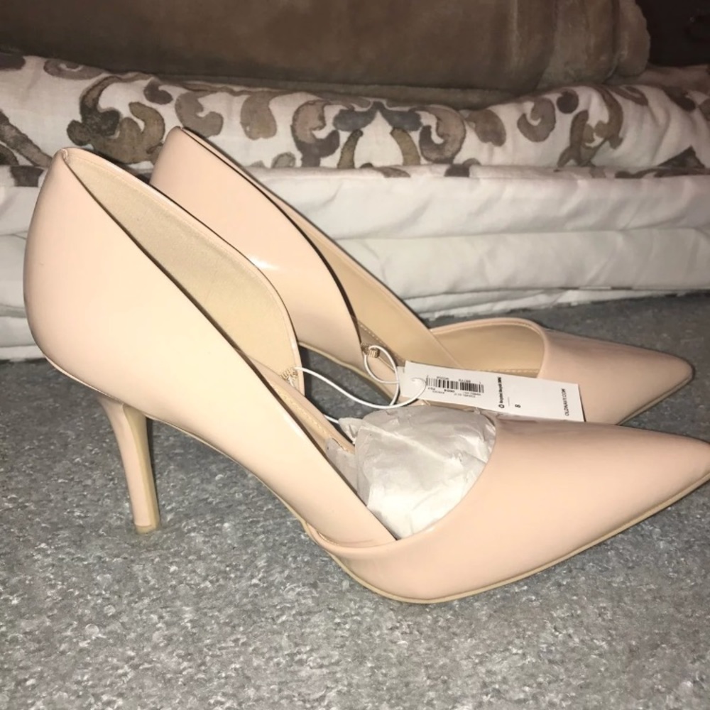 nude pointed toe heels